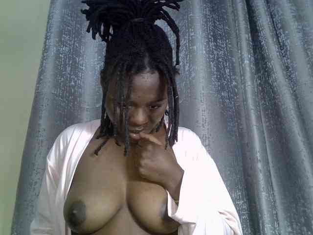 Blackdiva-11 webcam