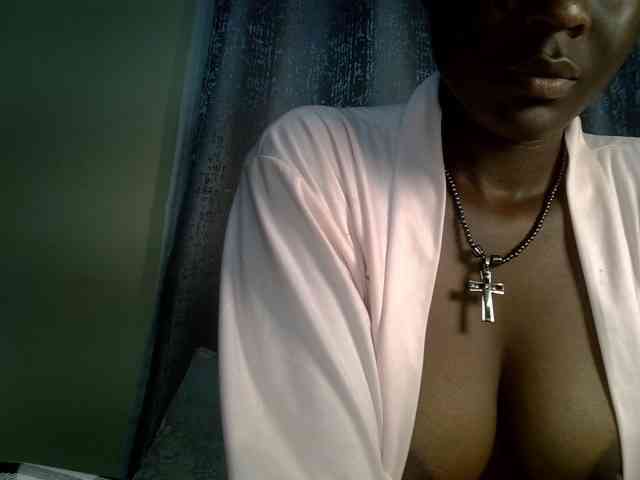 Blackdiva-11 webcam