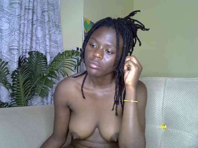 Blackdiva-11 webcam
