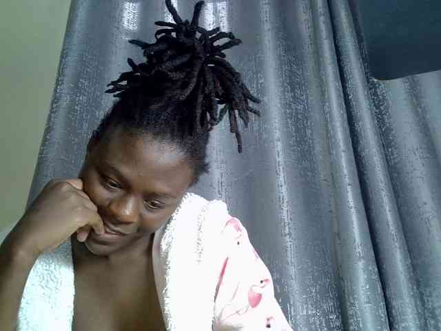 Blackdiva-11 webcam