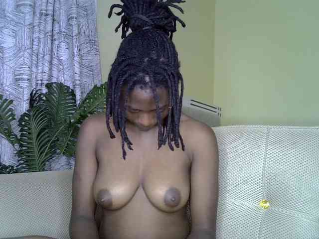 Blackdiva-11 webcam