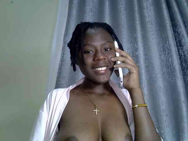 Blackdiva-11 webcam
