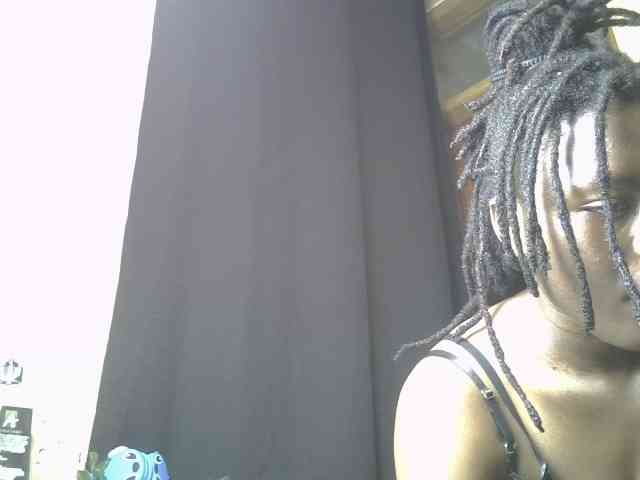 Blackdiva-11 webcam