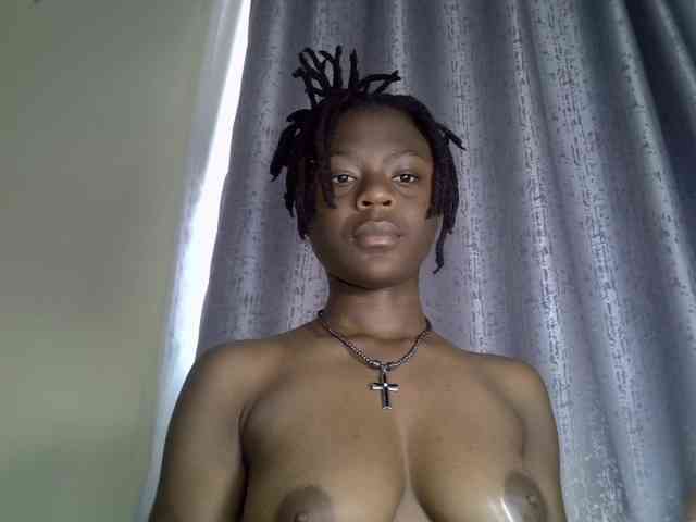 Blackdiva-11 webcam