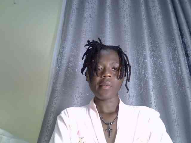 Blackdiva-11 webcam