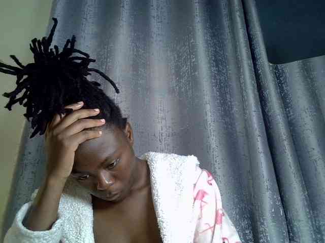 Blackdiva-11 webcam