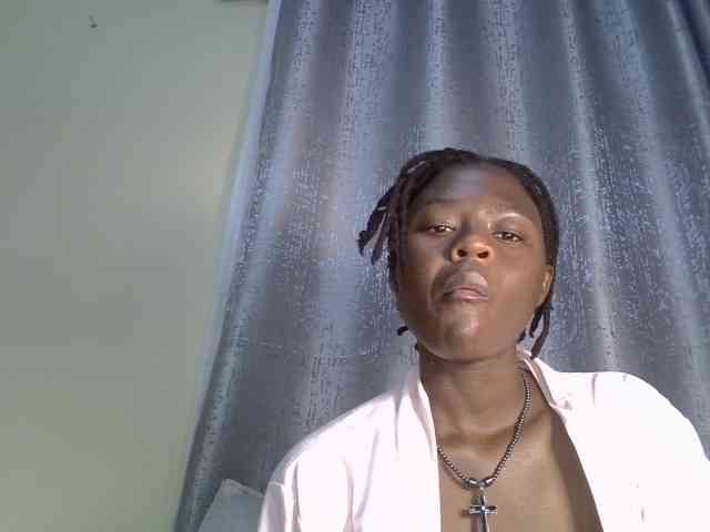 Blackdiva-11 webcam