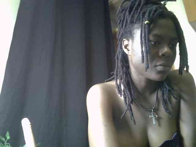 Blackdiva-11 webcam