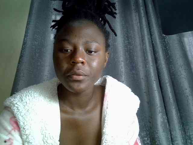 Blackdiva-11 webcam
