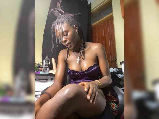 Blackdiva-11 webcam