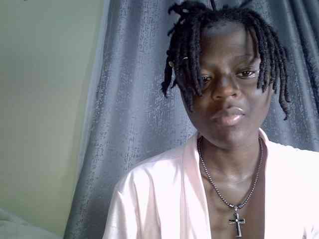 Blackdiva-11 webcam
