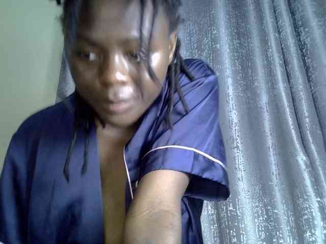 Blackdiva-11 webcam