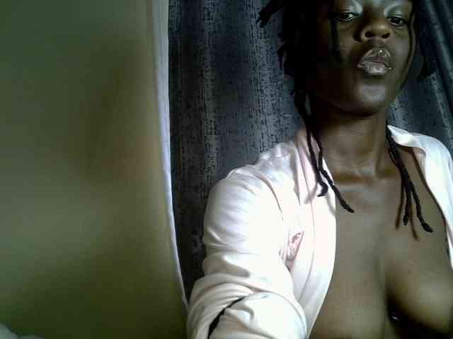 Model: Blackdiva-11