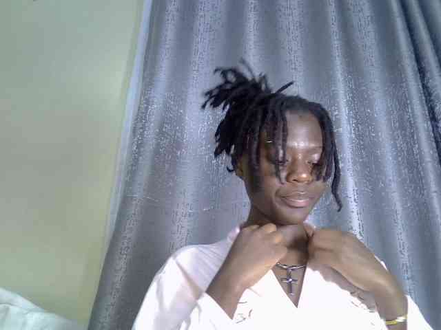 Blackdiva-11 webcam