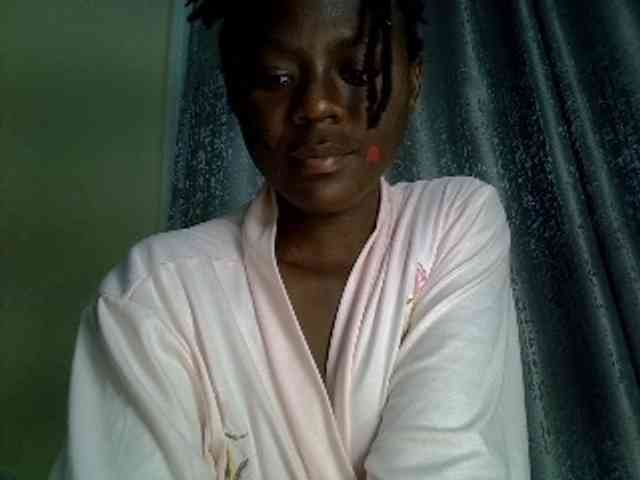 Blackdiva-11 webcam