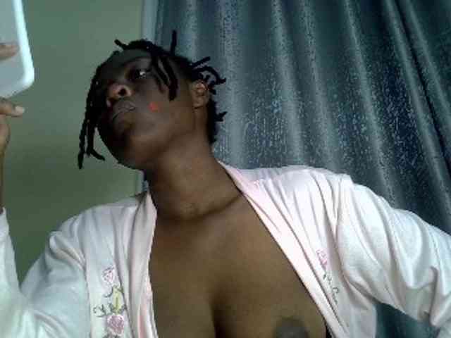 Blackdiva-11 webcam