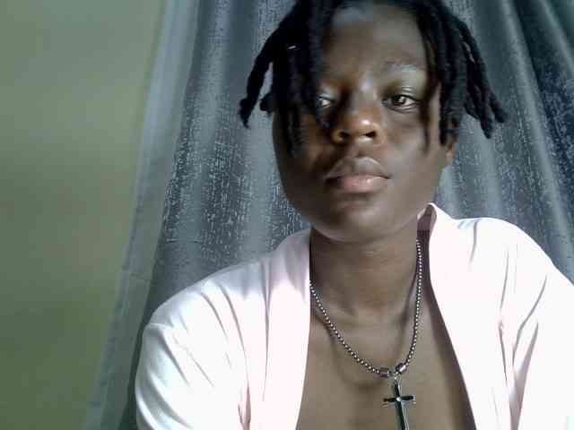 Blackdiva-11 webcam