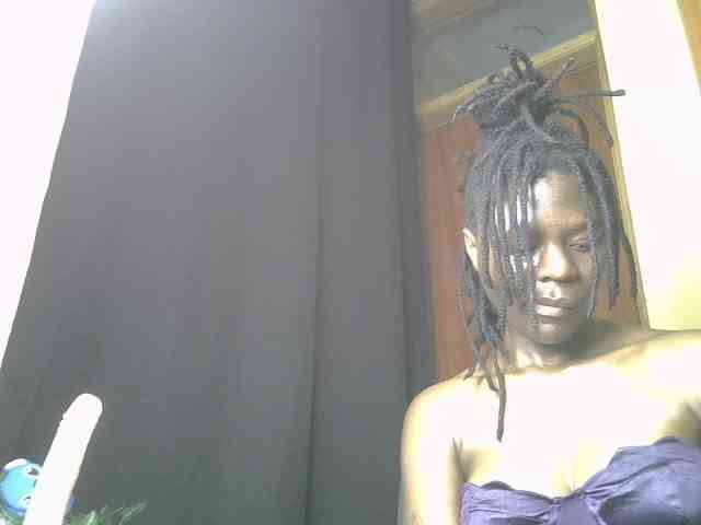 Blackdiva-11 webcam