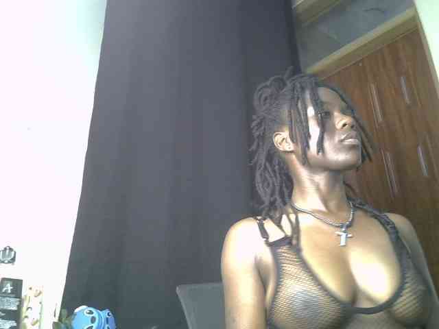 Blackdiva-11 webcam