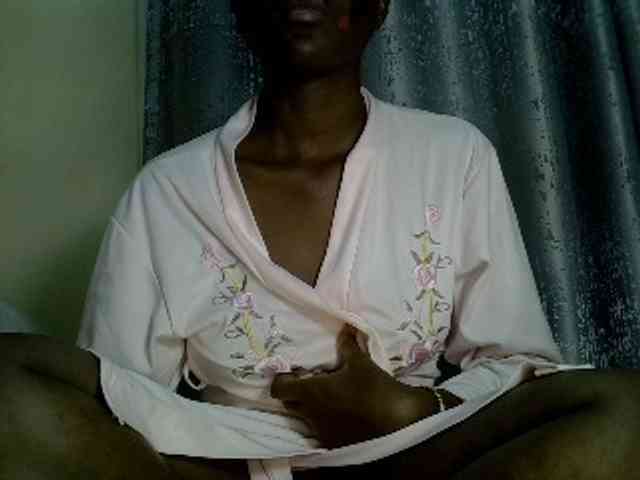 Blackdiva-11 webcam