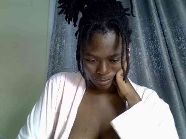Blackdiva-11 webcam