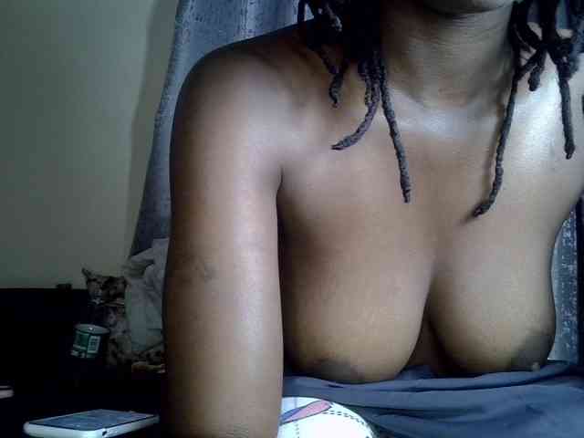 Blackdiva-11 webcam