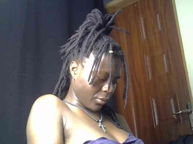 Blackdiva-11 webcam