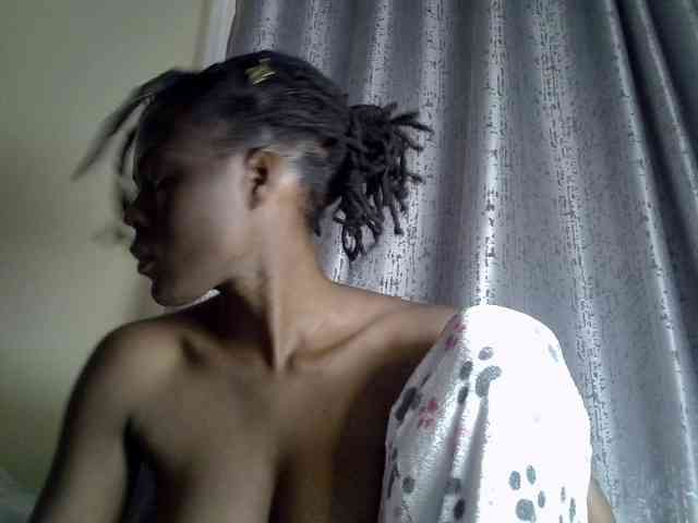 Blackdiva-11 webcam