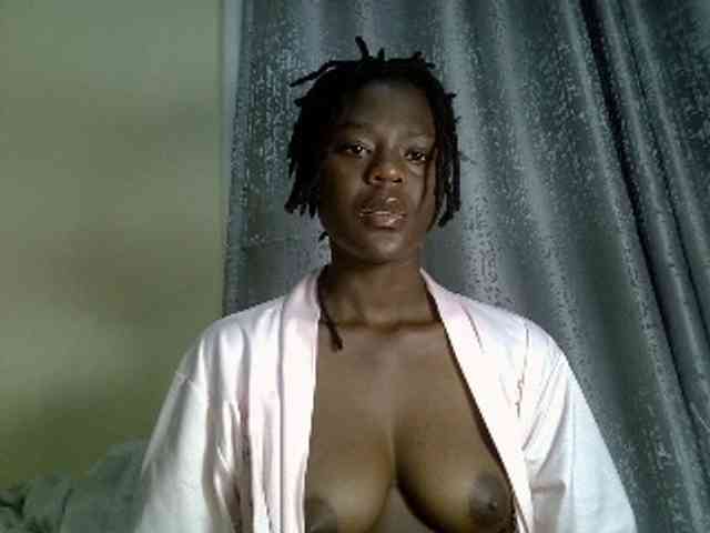 Blackdiva-11 webcam