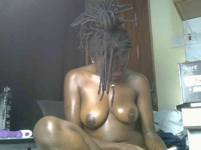 Blackdiva-11 webcam
