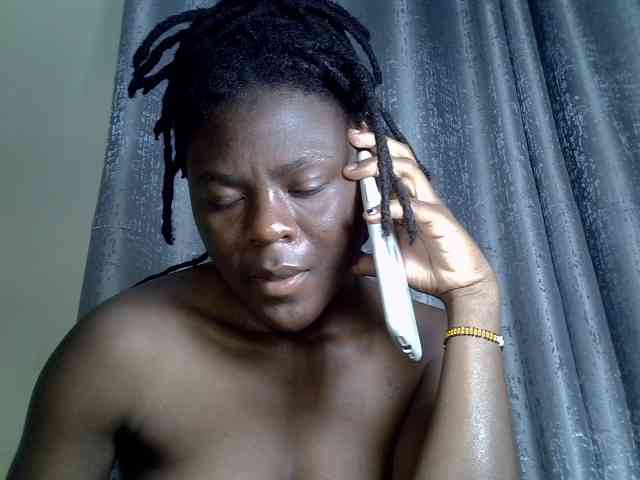 Blackdiva-11 webcam