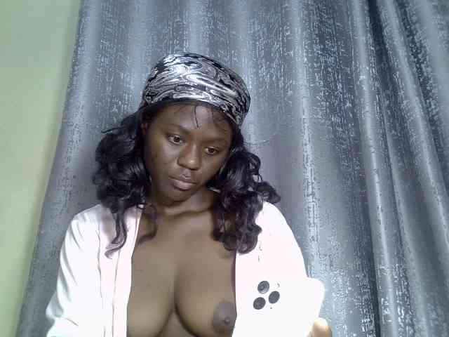 Blackdiva-11 webcam