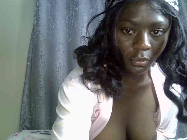 Blackdiva-11 webcam