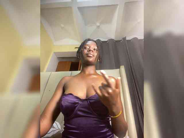 Blackdiva-11 webcam