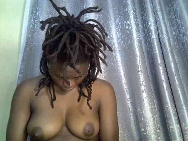 Blackdiva-11 webcam