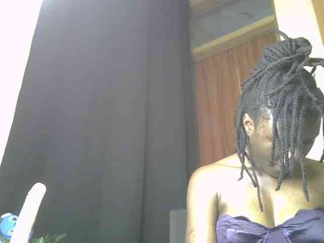 Blackdiva-11 webcam