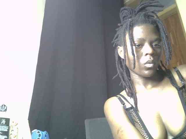 Blackdiva-11 webcam