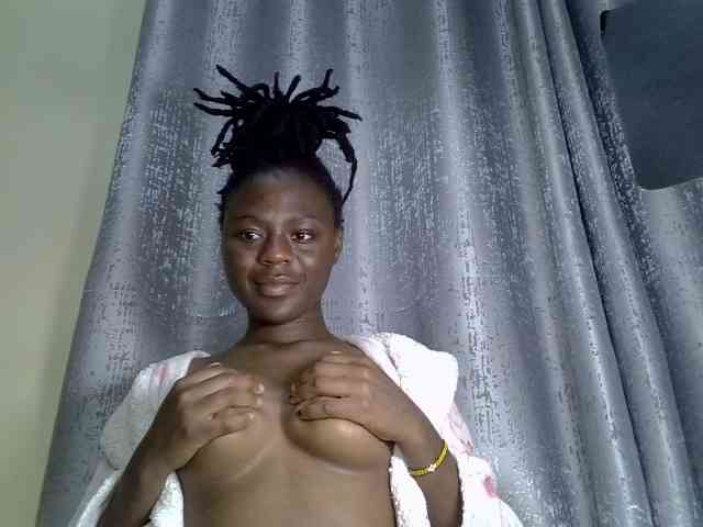 Blackdiva-11 webcam