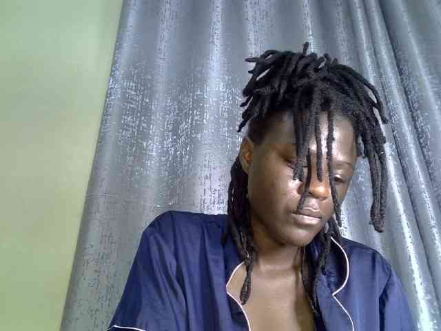 Blackdiva-11 webcam