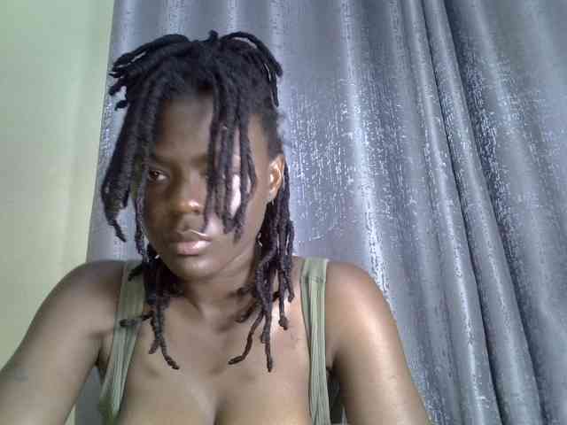 Blackdiva-11 webcam