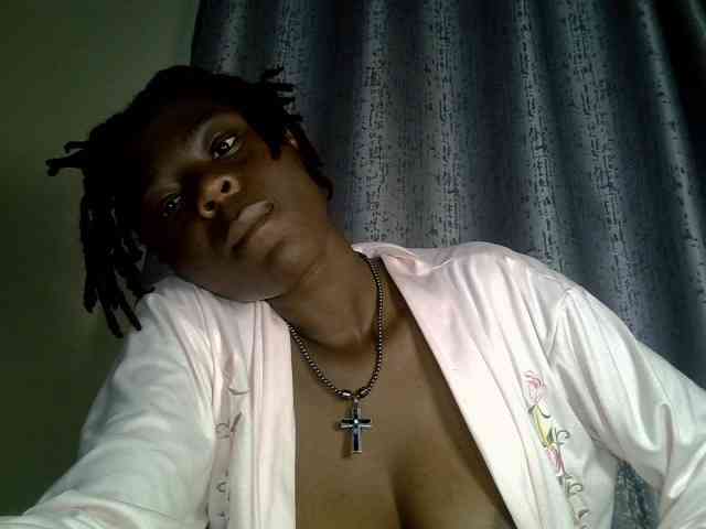 Blackdiva-11 webcam