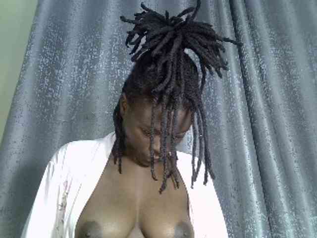 Blackdiva-11 webcam