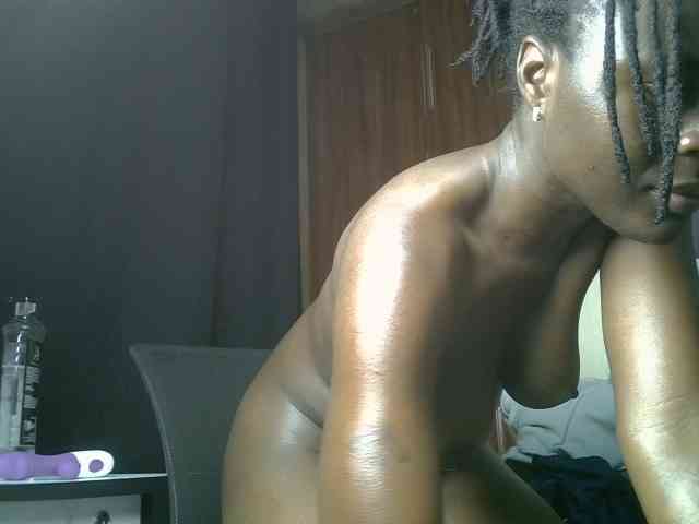 Blackdiva-11 webcam