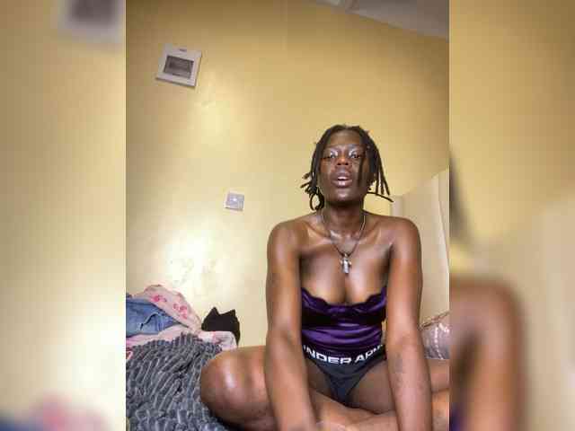 Blackdiva-11 webcam