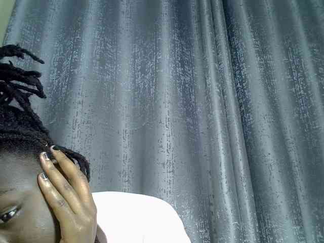 Blackdiva-11 webcam