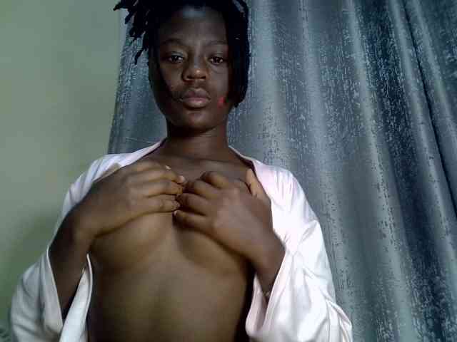 Blackdiva-11 webcam