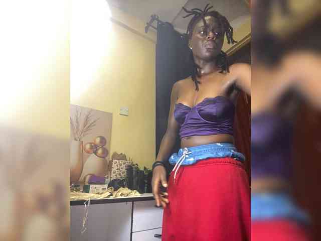 Blackdiva-11 webcam