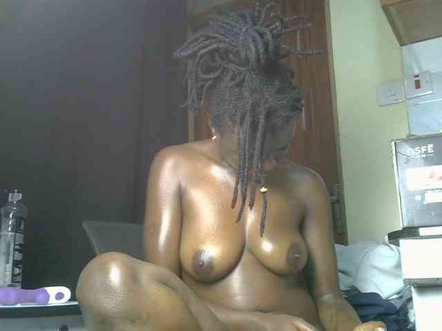 Blackdiva-11 webcam