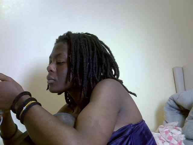 Blackdiva-11 webcam