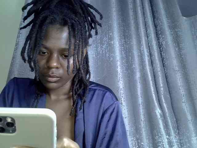 Blackdiva-11 webcam